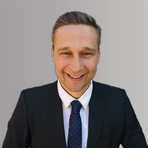 Picture of Darren Bowling